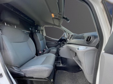 Nissan nv200 fourgon 1.5 dci 90 optima faible kilométrage - camera de recul-gps occasion champigny-sur-marne (94)...