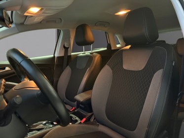 Opel grandland x 1.2 turbo 130 ch bva8 design line caméra de recul / apple carplay garantie 12 mois occasion simplicicar...