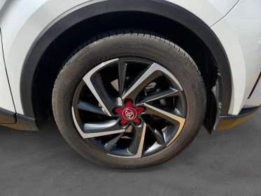 Toyota c-hr hybride my23 simplifiee 2.0l design ultimate véhicule entretenu concession et état comme neuf. occasion cannes...
