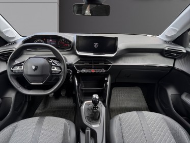 Peugeot 208 puretech 100 ss bvm6 style garantie constructeur 2027 occasion montreuil (porte de vincennes)(75) simplicicar...