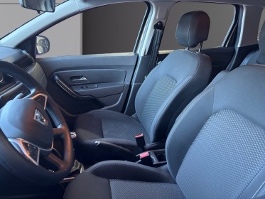 Dacia duster tce 150 fap 4x2 confort faible kilométrage garantie 12 mois occasion simplicicar pertuis  simplicicar...