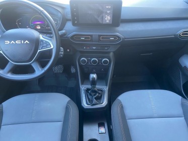 Dacia jogger hybrid 140 5 places extreme  garantie constructeur 3 ans occasion simplicicar toulon ouest simplicicar...