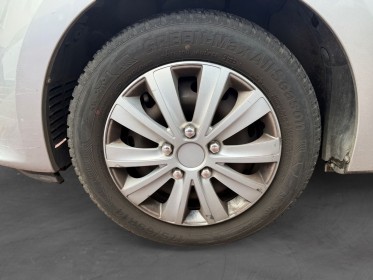 Renault twingo ii 1.2 16v 75 eco2 rip curl  euro 5 bvr5 très entretenue garantie 12 mois occasion simplicicar le raincy...