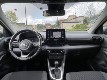 Toyota yaris pro hybride my21 yaris 116h dynamic business  stage hybrid  academy boîte automatique -camera de recule -gps......