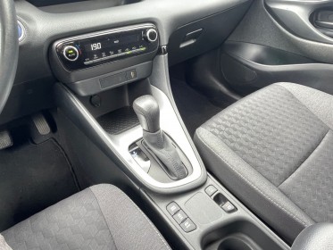 Toyota yaris pro hybride my21 yaris 116h dynamic business  stage hybrid  academy boîte automatique -camera de recule -gps......