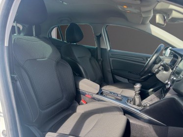 Renault megane iv berline dci 110 energy limited camera de recul gps garantie 12 mois occasion simplicicar labarthe...