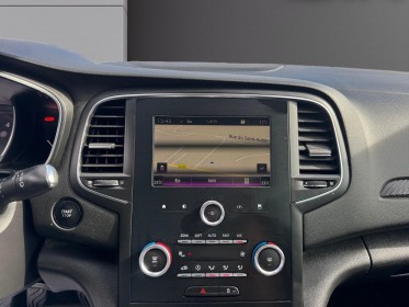 Renault megane iv berline dci 110 energy limited camera de recul gps garantie 12 mois occasion simplicicar labarthe...