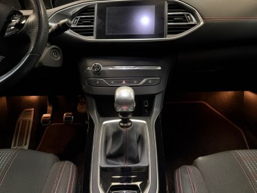 Peugeot 308 essence 130ch ss bvm6 gt line suivi entretien et courroie ok toit panoramique camera de recul garantie 12 mois...