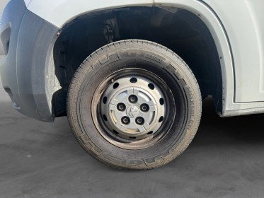 Peugeot boxer fourgon tole 333 l1h1 bluehdi 130 premium occasion simplicicar pau simplicicar simplicibike france