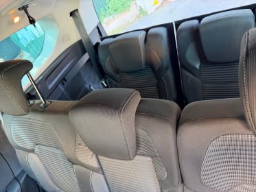 Renault grand scenic 1.7 blue dci 120 ch moteur à chaine 2eme main caméra de recul garantie 12 mois occasion simplicicar...