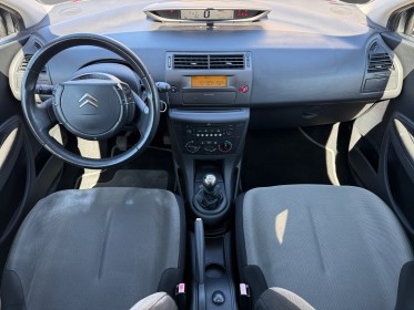 Citroen c4 coupe vtr 110ch 1er mains entretien complet garantie 12 mois occasion simplicicar marignane  simplicicar...