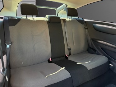 Citroen c4 coupe vtr 110ch 1er mains entretien complet garantie 12 mois occasion simplicicar marignane  simplicicar...