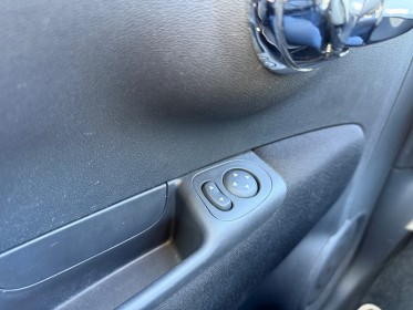 Fiat 500 serie 4 1.2 69 ch lounge bluetooth toit panoramique garantie 12 mois occasion simplicicar marignane  simplicicar...