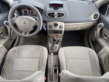 Renault clio iii 1.5 dci 105 luxe privilège occasion simplicicar lagny  simplicicar simplicibike france