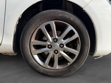Toyota yaris lca 100 vvt-i dynamic cvt garantie 12 mois occasion simplicicar lyon nord simplicicar simplicibike france
