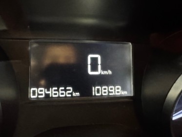 Peugeot 208 1.6 bluehdi 100ch bvm6 garantie 12 mois occasion montpellier (34) simplicicar simplicibike france