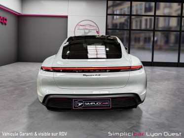 Porsche taycan 4s 571 ch batterie performance plus - pasm/pscb/bose - toit  pano - garantie 12 mois occasion simplicicar lyon...