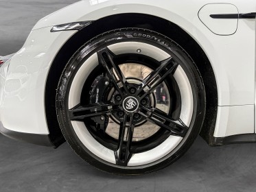 Porsche taycan 4s 571 ch batterie performance plus - pasm/pscb/bose - toit  pano - garantie 12 mois occasion simplicicar lyon...