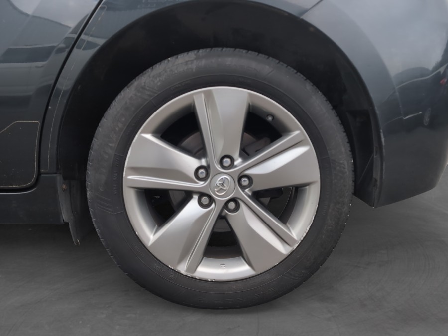 TOYOTA d'occasion VERSO 112 D-4D SKYBLUE de 2015 Brest (29)﻿