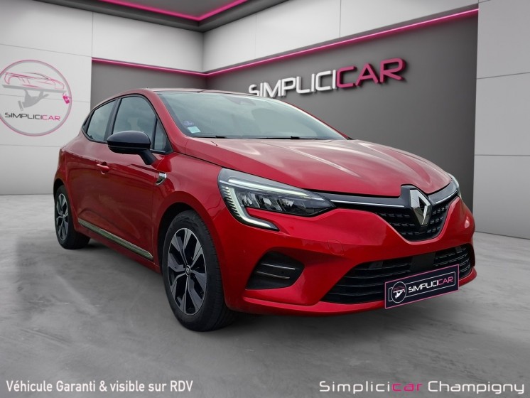 Renault clio v e-tech-140-limited-1.6 i-140cv hybrid-boîte auto-1ère main-entretien renault-carplay occasion...