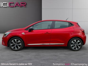 Renault clio v e-tech-140-limited-1.6 i-140cv hybrid-boîte auto-1ère main-entretien renault-carplay occasion...