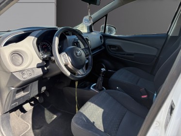 Toyota yaris lca 2016 100 vvt-i design / climatisation / camÉra occasion simplicicar salon de provence simplicicar...