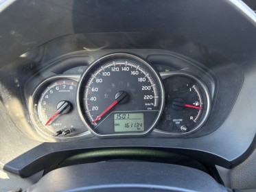 Toyota yaris lca 2016 100 vvt-i design / climatisation / camÉra occasion simplicicar salon de provence simplicicar...