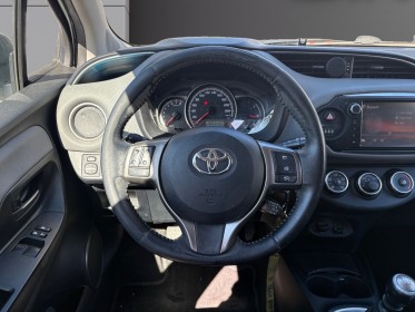 Toyota yaris lca 2016 100 vvt-i design / climatisation / camÉra occasion simplicicar salon de provence simplicicar...