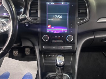 Renault megane iv berline dci 130 energy intens pack bose camera de recul garantie 12 mois occasion simplicicar...