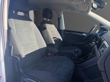 Volkswagen touran 1.2 tsi 110 bmt 5pl r-line garantie 12 mois occasion simplicicar labarthe simplicicar simplicibike france