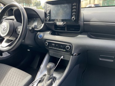 Toyota yaris hybride my22 116h collection / garantie 12 mois occasion paris 17ème (75)(porte maillot) simplicicar...