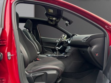 Peugeot 308 130ch bvm6 gt line - attelage - toit panoramique - carplay - complet peugeot occasion simplicicar rennes...