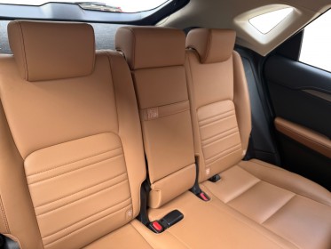 Lexus nx 1 300h 2.5 - 16v hybrid sièges chauffants garantie 12 mois occasion simplicicar les sables-d'olonne simplicicar...