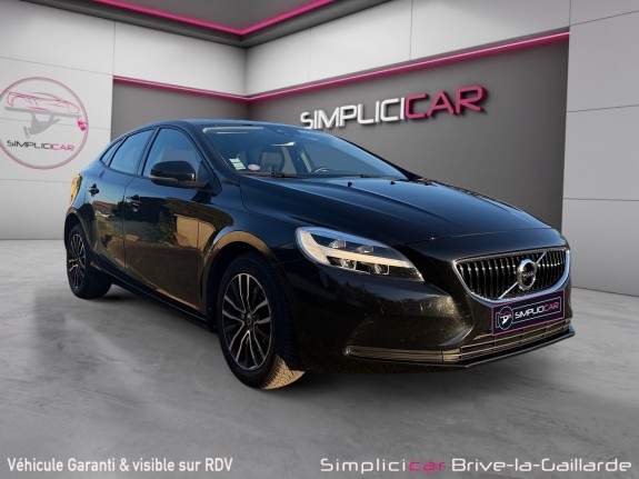 Volvo v40 t2 122 momentum garantie 12 mois occasion simplicicar brive la gaillarde  simplicicar simplicibike france