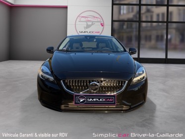 Volvo v40 t2 122 momentum garantie 12 mois occasion simplicicar brive la gaillarde  simplicicar simplicibike france