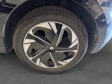 Mg mg4 ev 64kwh 150kw 2wd luxury occasion montpellier (34) simplicicar simplicibike france