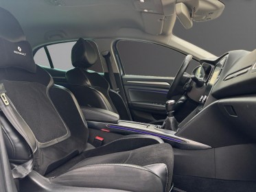 Renault megane iv berline dci 130 energy intens - sièges chauffant - finition bose occasion simplicicar lagny  simplicicar...