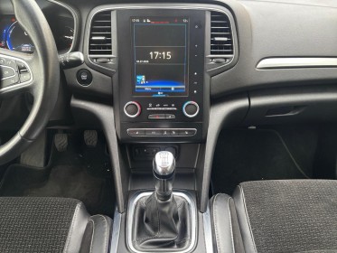 Renault megane iv berline dci 130 energy intens - sièges chauffant - finition bose occasion simplicicar lagny  simplicicar...