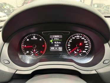 Audi q3 q3 2.0 tdi ultra 150 ch s line - jantes rotor - sièges chauffants - garantie 12 mois occasion simplicicar lyon ouest...