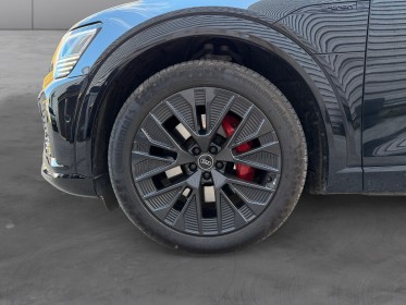 Audi q8 e-tron sportback s-line 55 408 ch 114 kwh quattro - toit ouvrant - méplat - siège electrique mémoire - caméra 360...