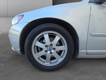 Volvo s40 1.6d drive 110 feeling / distribution ok occasion  simplicicar nice - pfvauto simplicicar simplicibike france