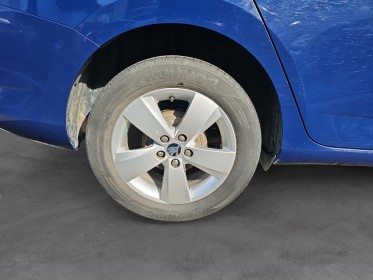 Skoda fabia combi 1.2 tsi 90 ch greentec ambition occasion osny simplicicar simplicibike france