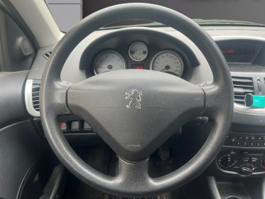 Peugeot 206 1.4e 75ch trendy occasion simplicicar lyon nord simplicicar simplicibike france