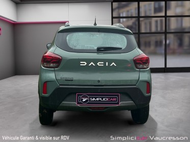 Dacia spring expression vert kaki - avec chargeur rapide occasion simplicicar vaucresson simplicicar simplicibike france