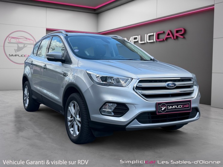 Ford kuga 1.5 flexifuel-e85 150 ss 4x2 bvm6 titanium garantie de 12 mois climatisation occasion simplicicar les...
