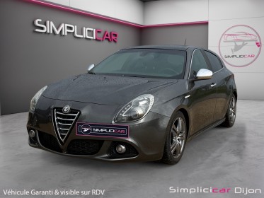 Alfa romeo giulietta 2.0 jtdm 150 ch ss trofeo toit ouvrant 2ème main garantie 12 mois occasion simplicicar dijon...