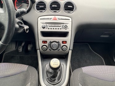 Peugeot 308 business 1.6 e-hdi 112ch fap business pack occasion simplicicar vienne simplicicar simplicibike france