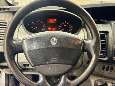 Renault trafic fourgon gn 2.0 dci 115 l2h1 1200 kg - barre de toit - attelage - sièges chauffant - historique complet...