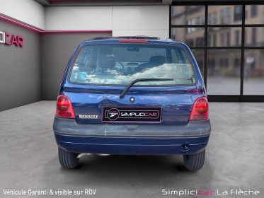 Renault twingo essence  garantie 12 mois occasion simplicicar la fleche simplicicar simplicibike france