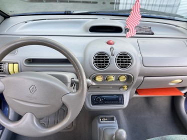 Renault twingo essence  garantie 12 mois occasion simplicicar la fleche simplicicar simplicibike france